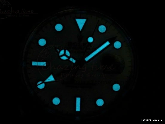 0507 Stylish Explorer II 42mm 226570 Black 904L SS C+F 1:1 Best Edition White Dial on Bracelet VR3285 CHS 1712